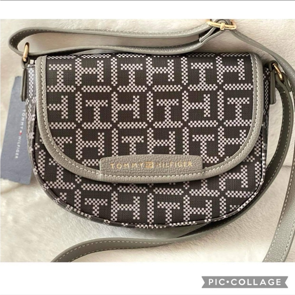 ❤️Weekend SALE❤️✨🆕✨Brand New Tommy Hilfiger Crossbody Bag